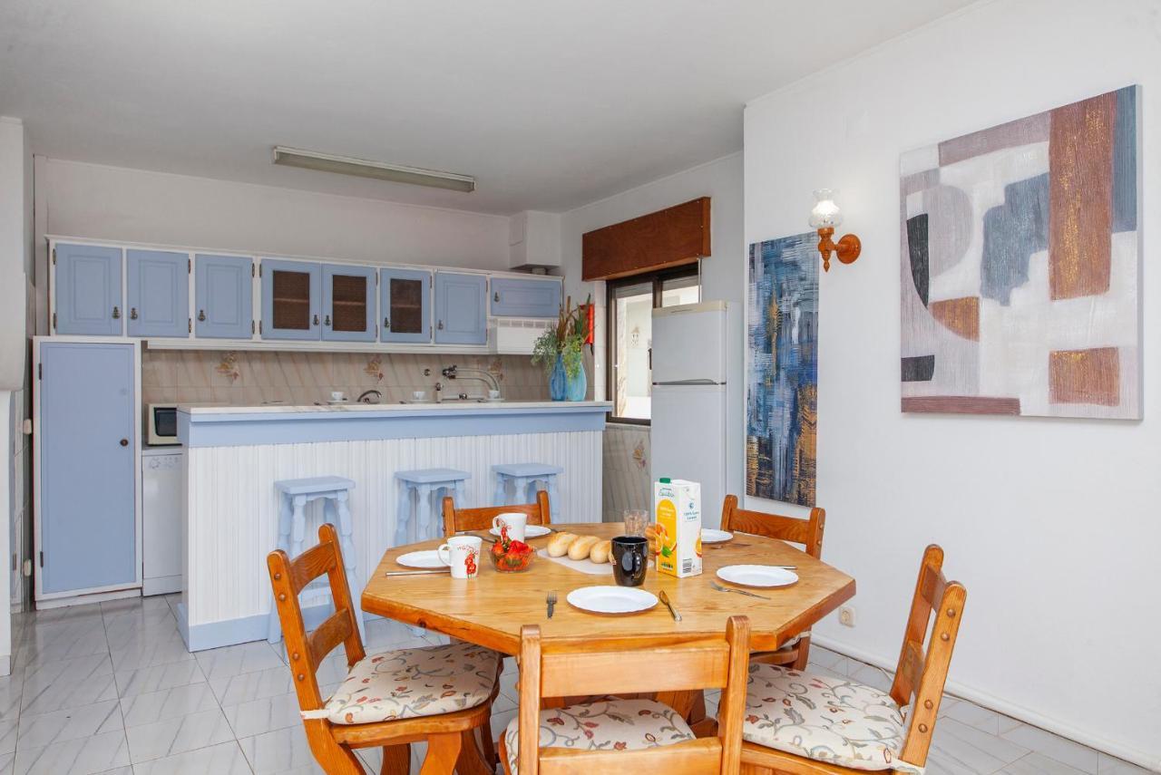 B78 - Fragoso Downtown Apartment Lagos Luaran gambar